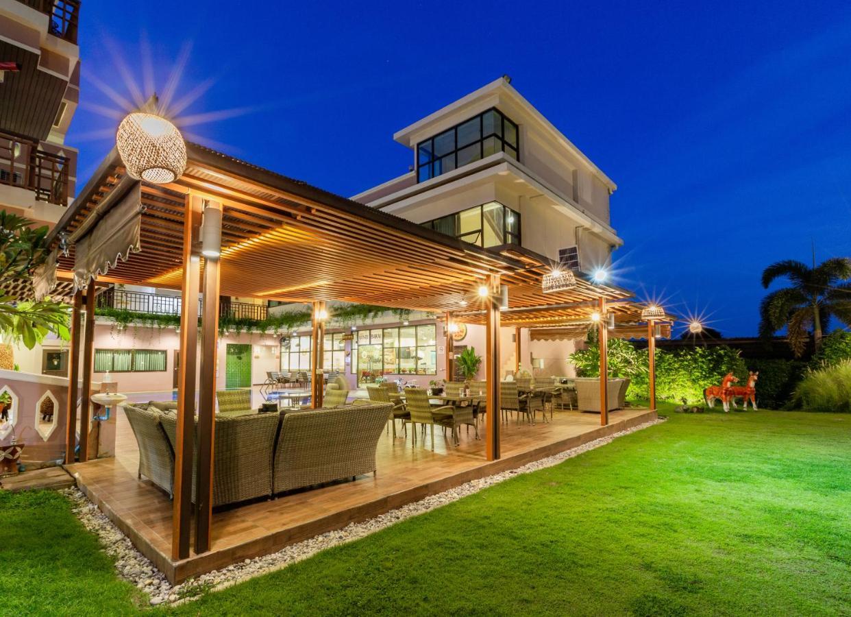Phanomrungpuri Hotel Buriram Nang Rong Екстериор снимка