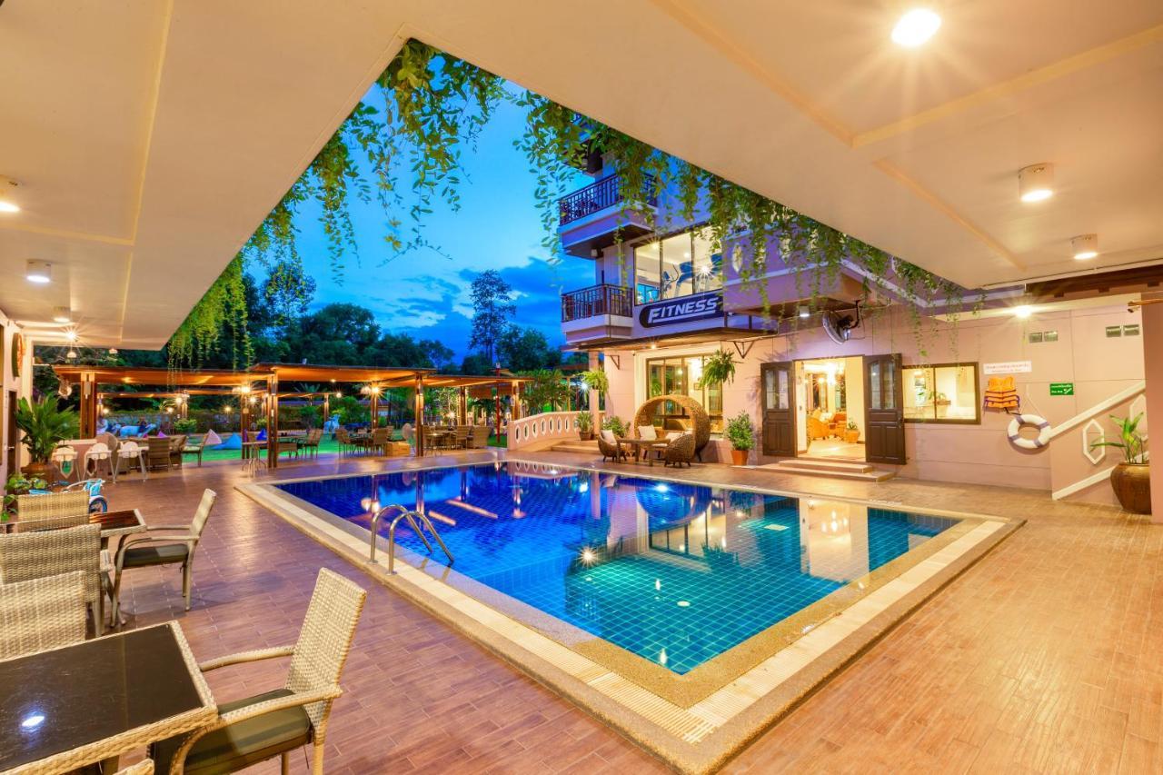 Phanomrungpuri Hotel Buriram Nang Rong Екстериор снимка
