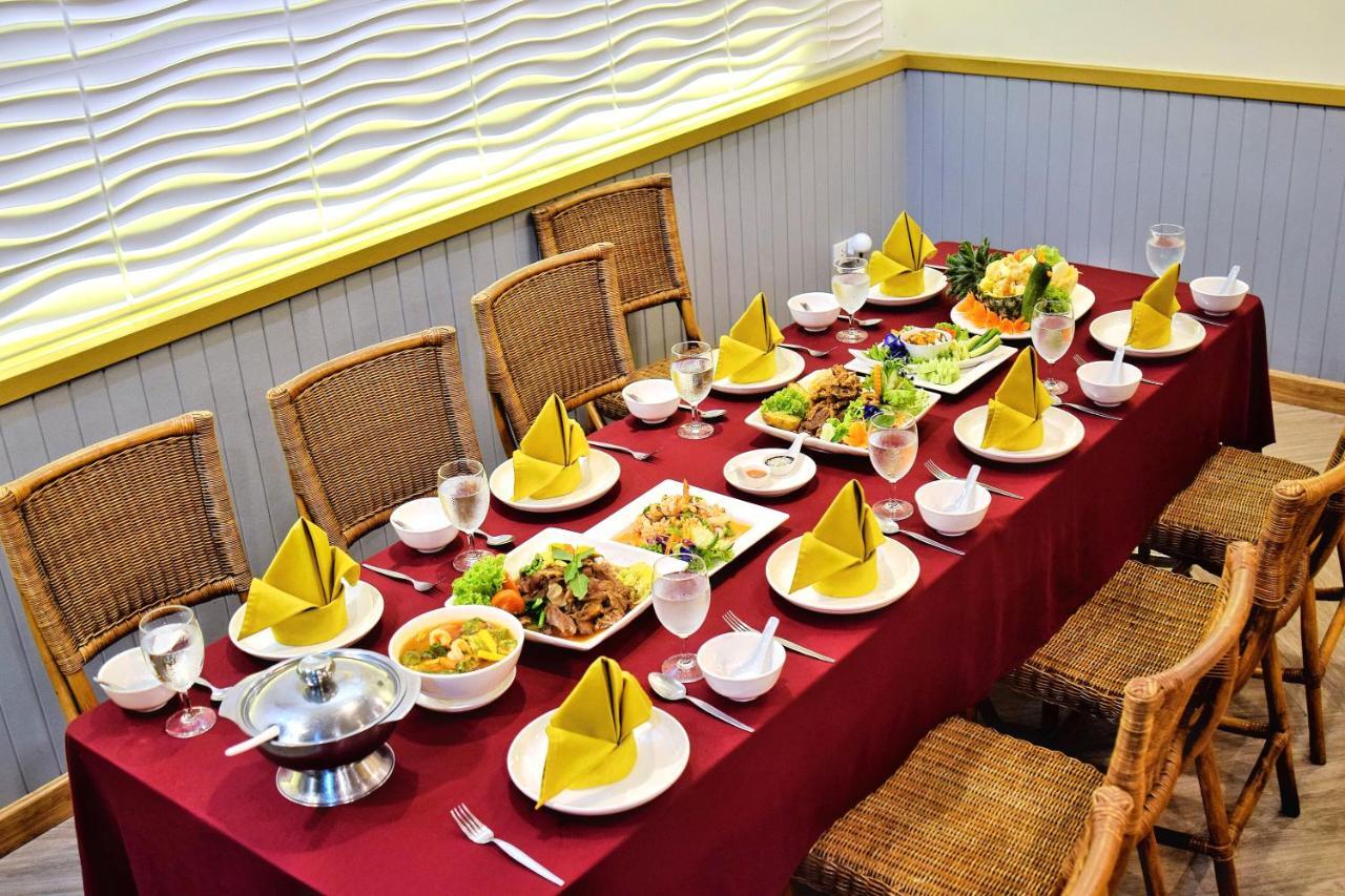 Phanomrungpuri Hotel Buriram Nang Rong Екстериор снимка